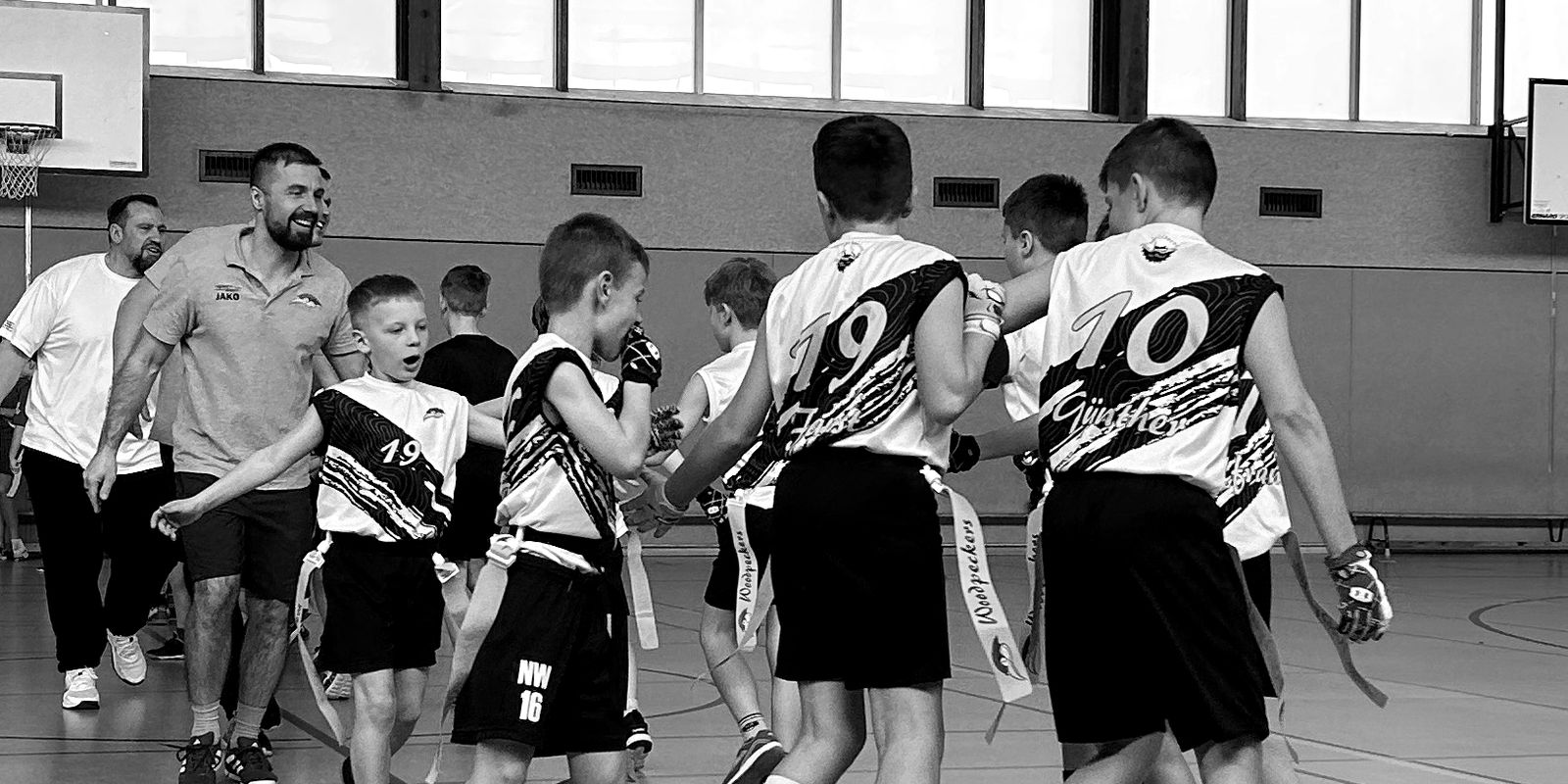 Kinder der U13 beim Flag-Football-Training